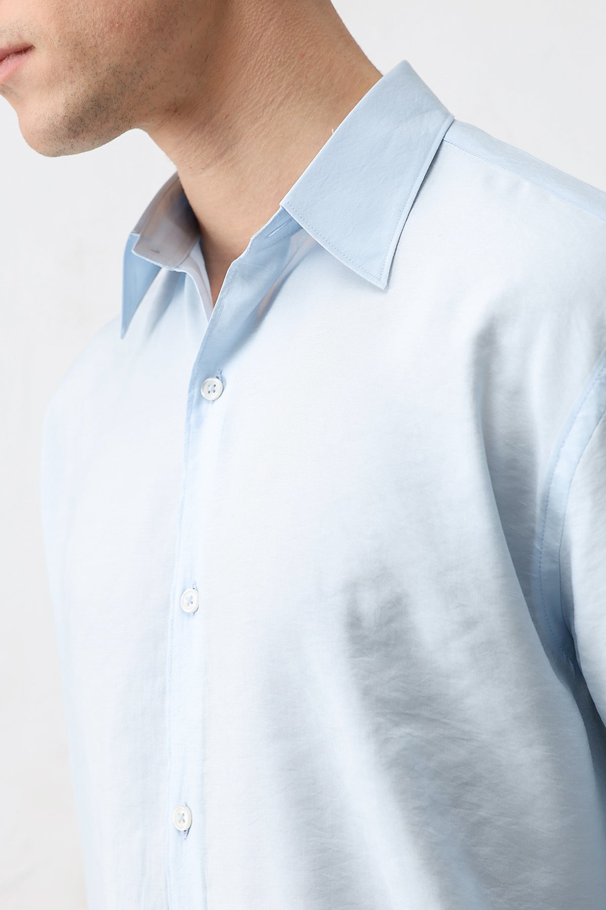 Modal Karışımı Rahat Kesim Erkek Gömlek Açık Mavi