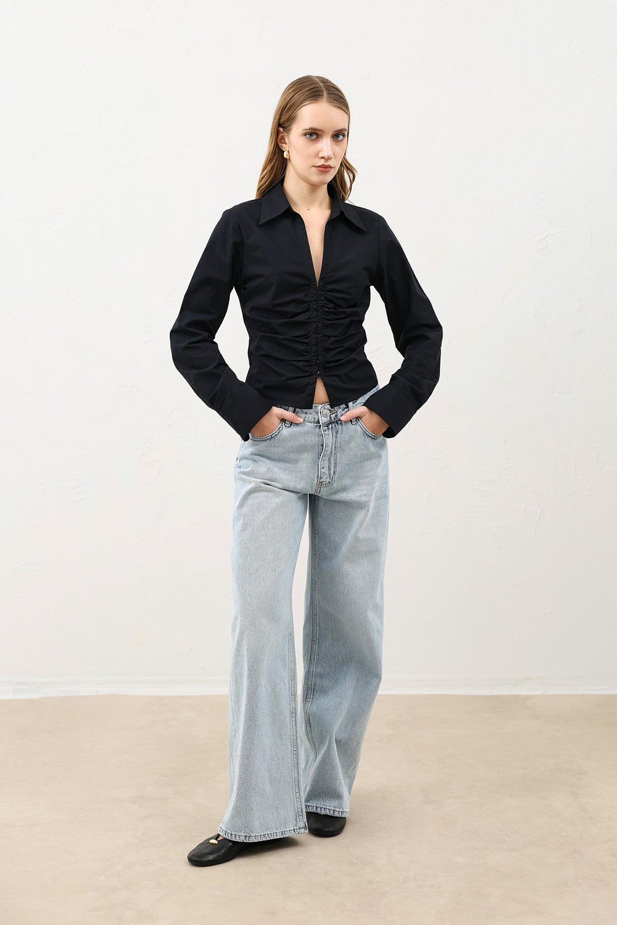 Büzgülü Poplin Kadın Gömleği Siyah