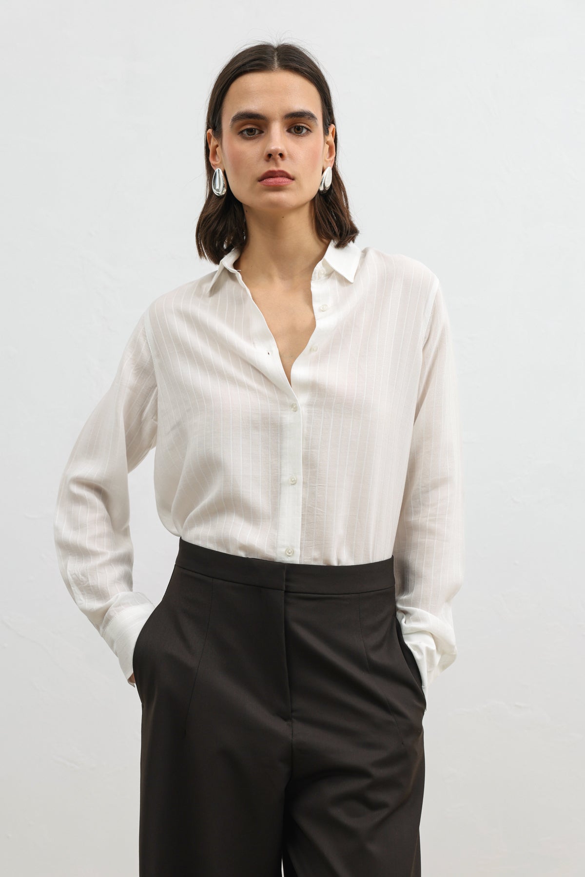 %100 Lyocell Çizgili Cepli Ekru Kadın Gömlek