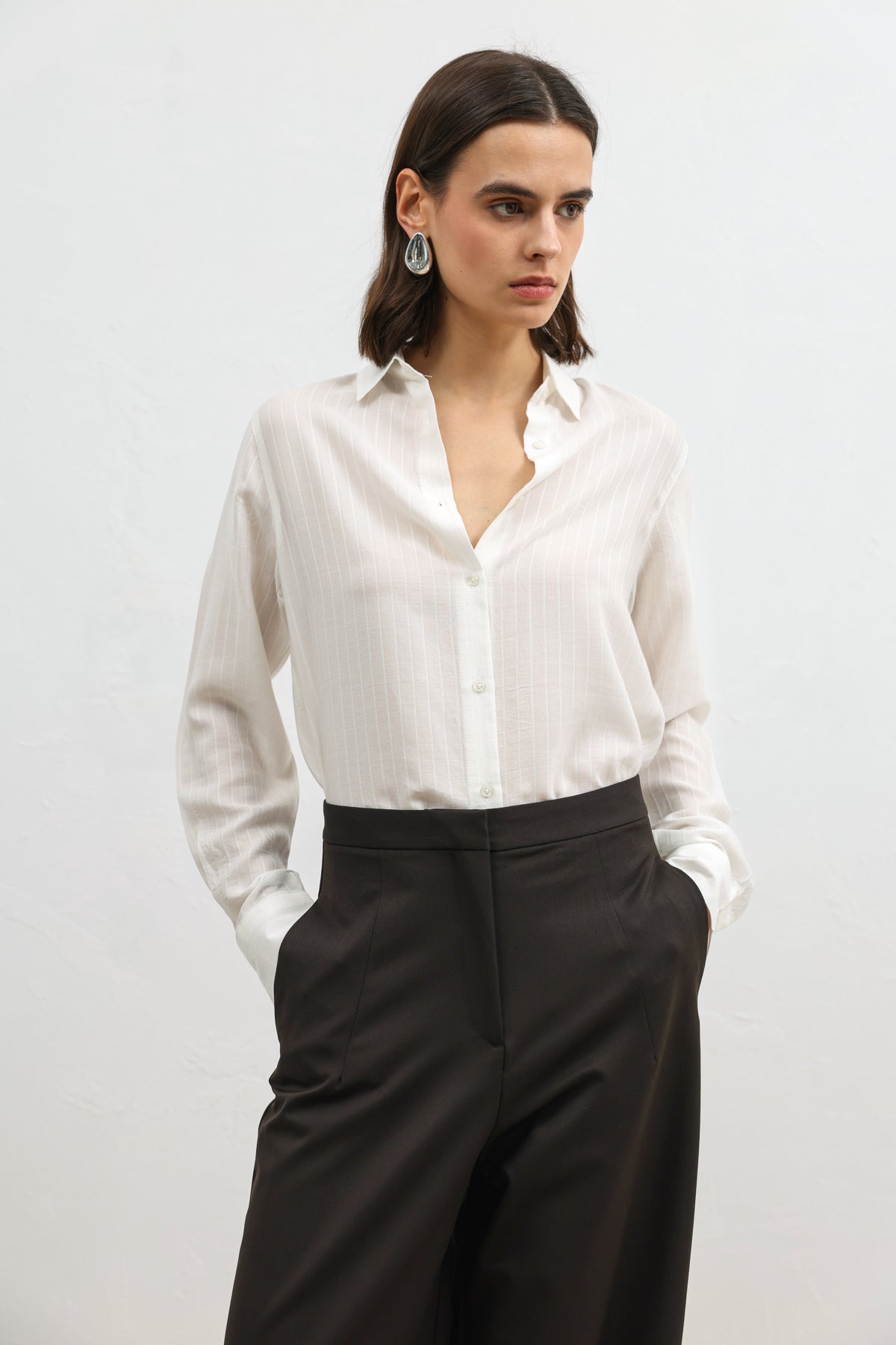 %100 Lyocell Çizgili Cepli Ekru Kadın Gömlek