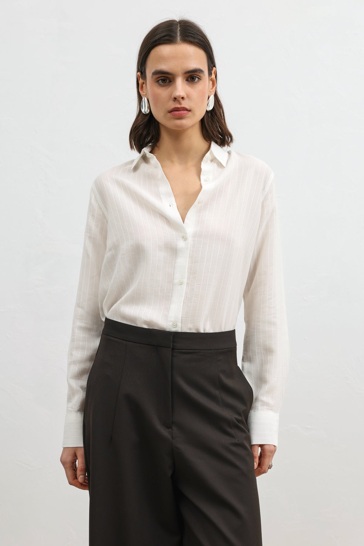 %100 Lyocell Çizgili Cepli Ekru Kadın Gömlek