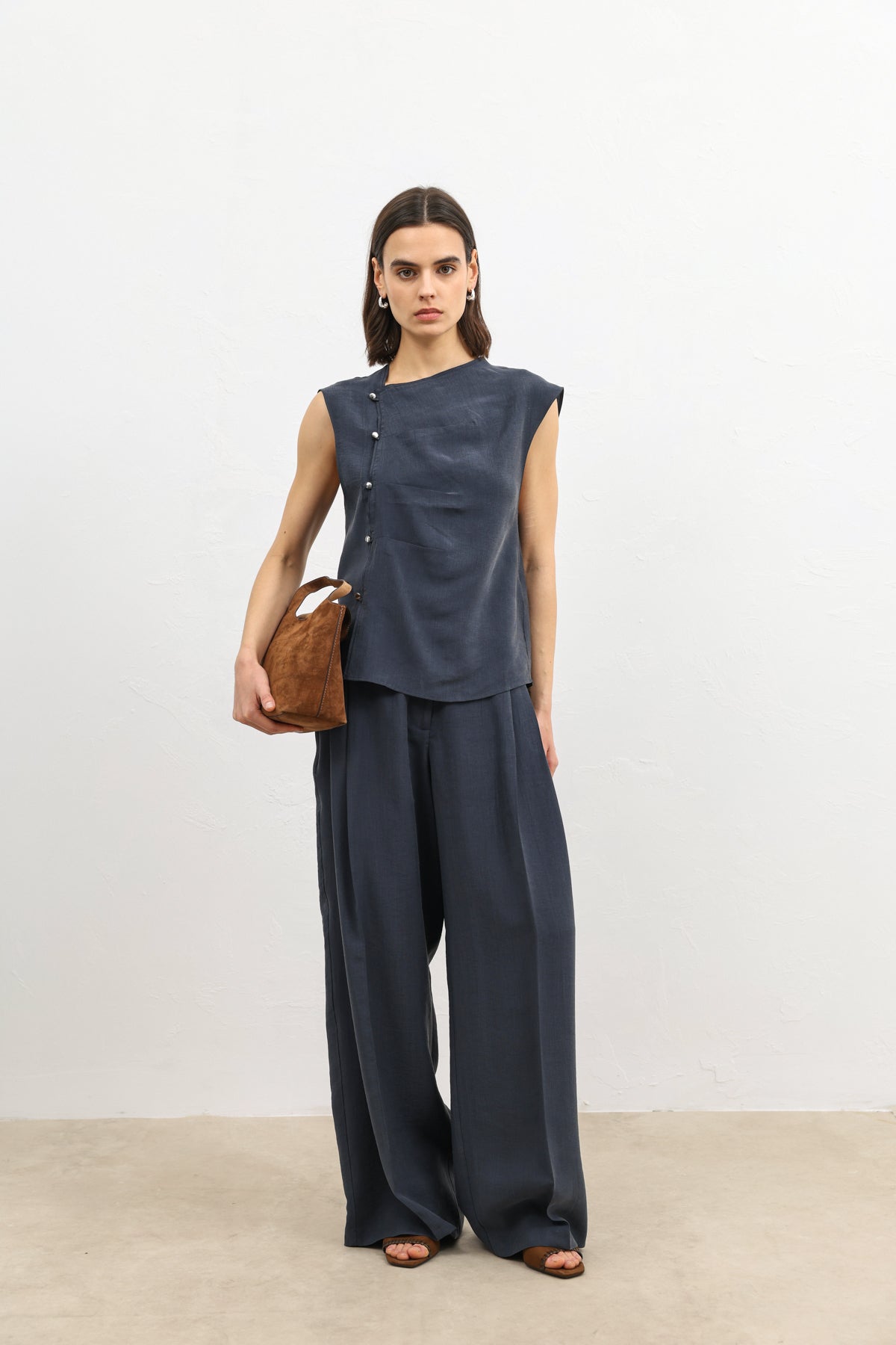 Kadın Lyocell Karışımlı Geniş Paça Lacivert Pantolon