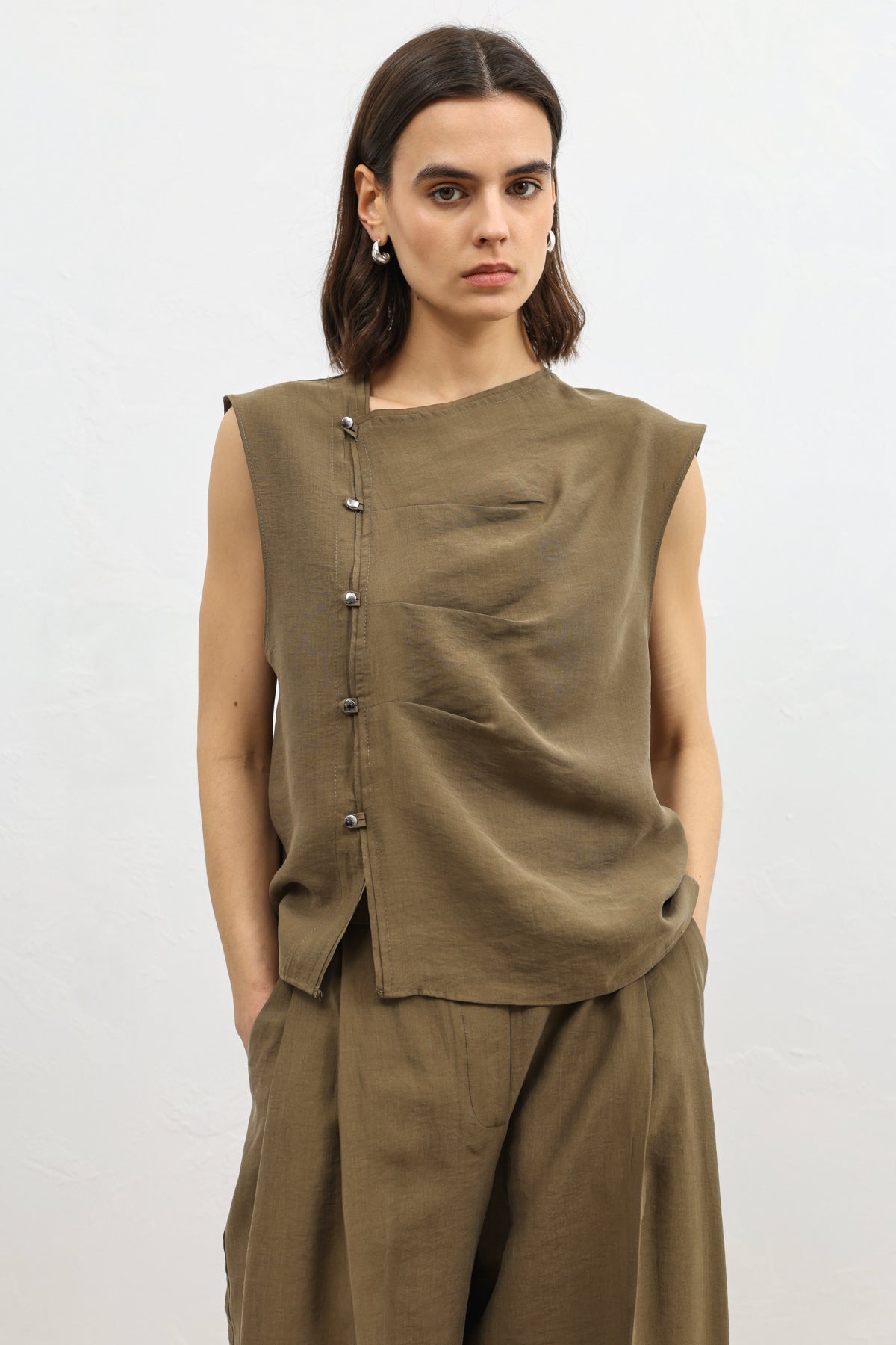 Kadın Likra Karışımlı Haki Düğmeli Gömlek