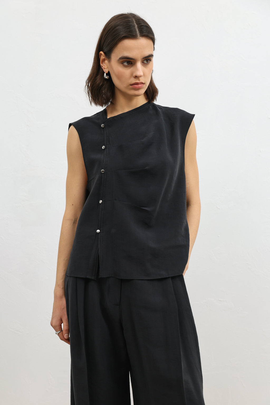 Kadın Likra Karışımlı Siyah Düğmeli Gömlek