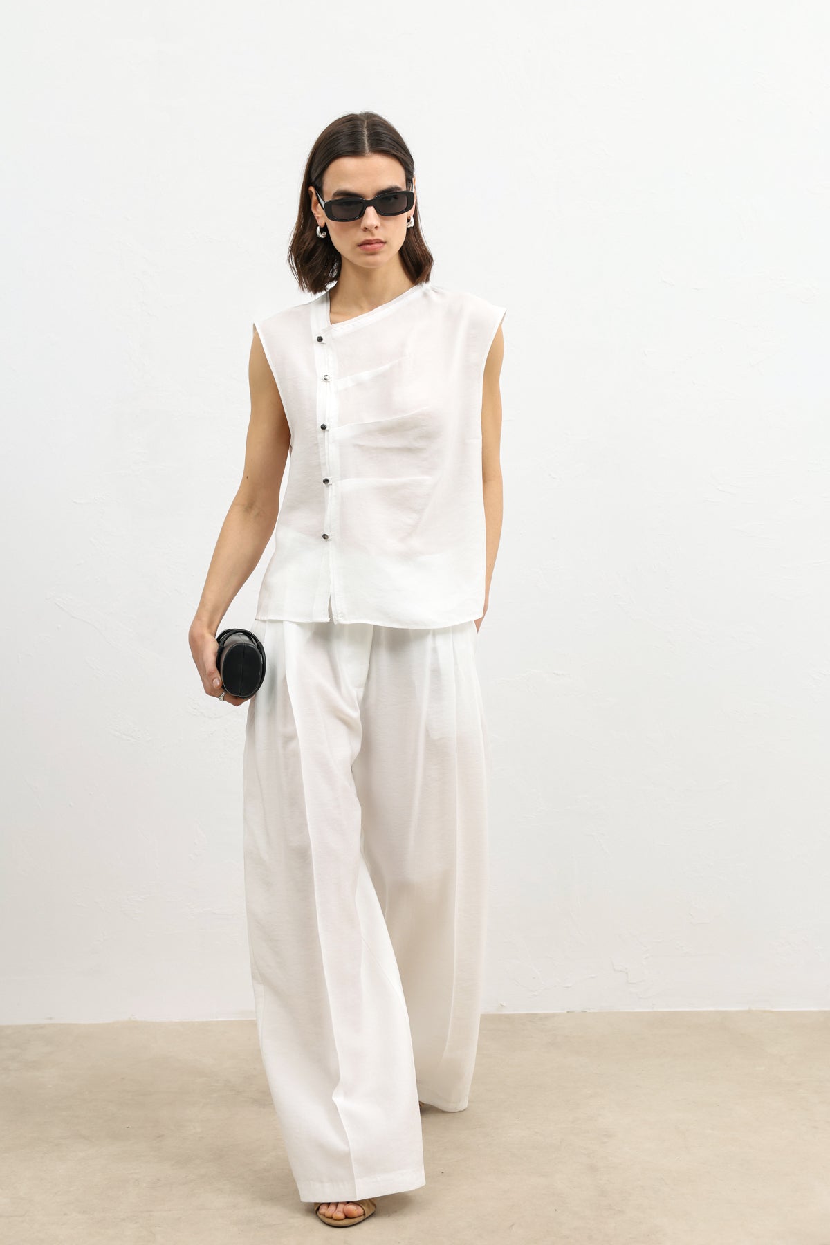 Kadın Likra Karışımlı Ekru Düğmeli Gömlek