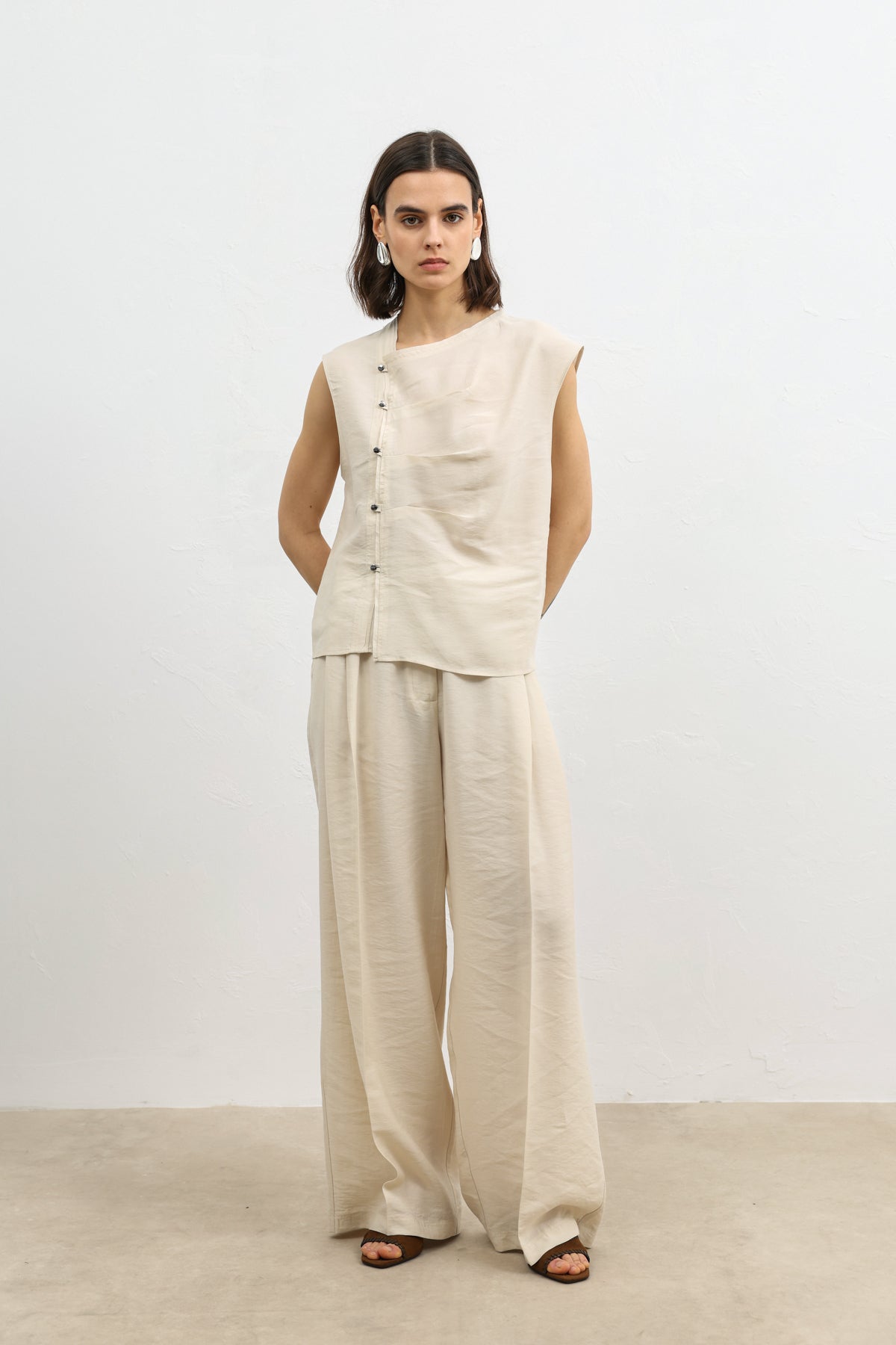 Kadın Lyocell Karışımlı Taş Rengi Düğmeli Gömlek