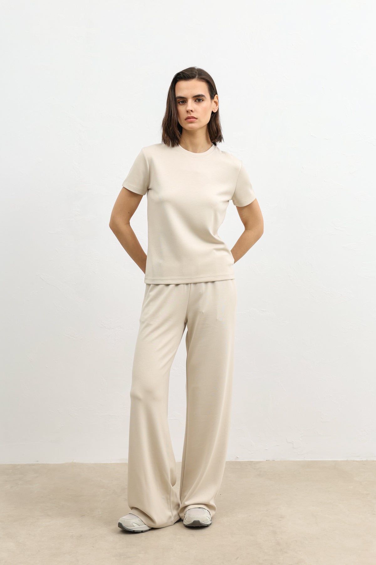 Kadın Bol Kesim Eşofman Takımı Taş Rengi